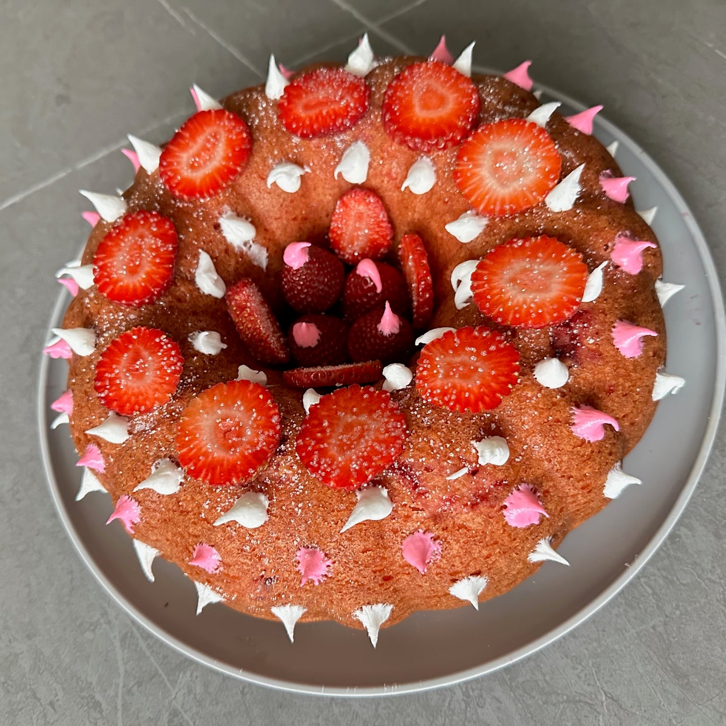 Bussin Bundt Cake, Strawberry Punk Thorns
