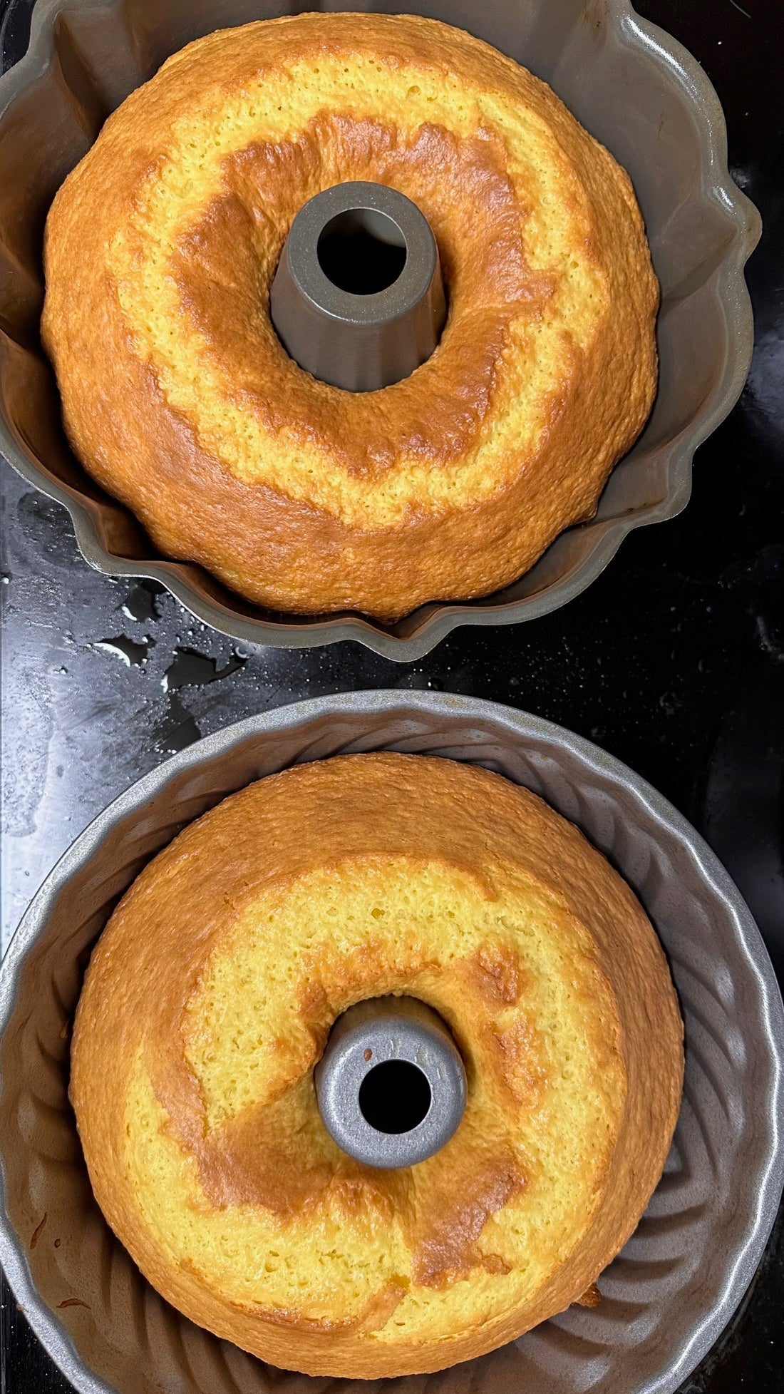 Bussin Bundt Cake, Traditional Mold