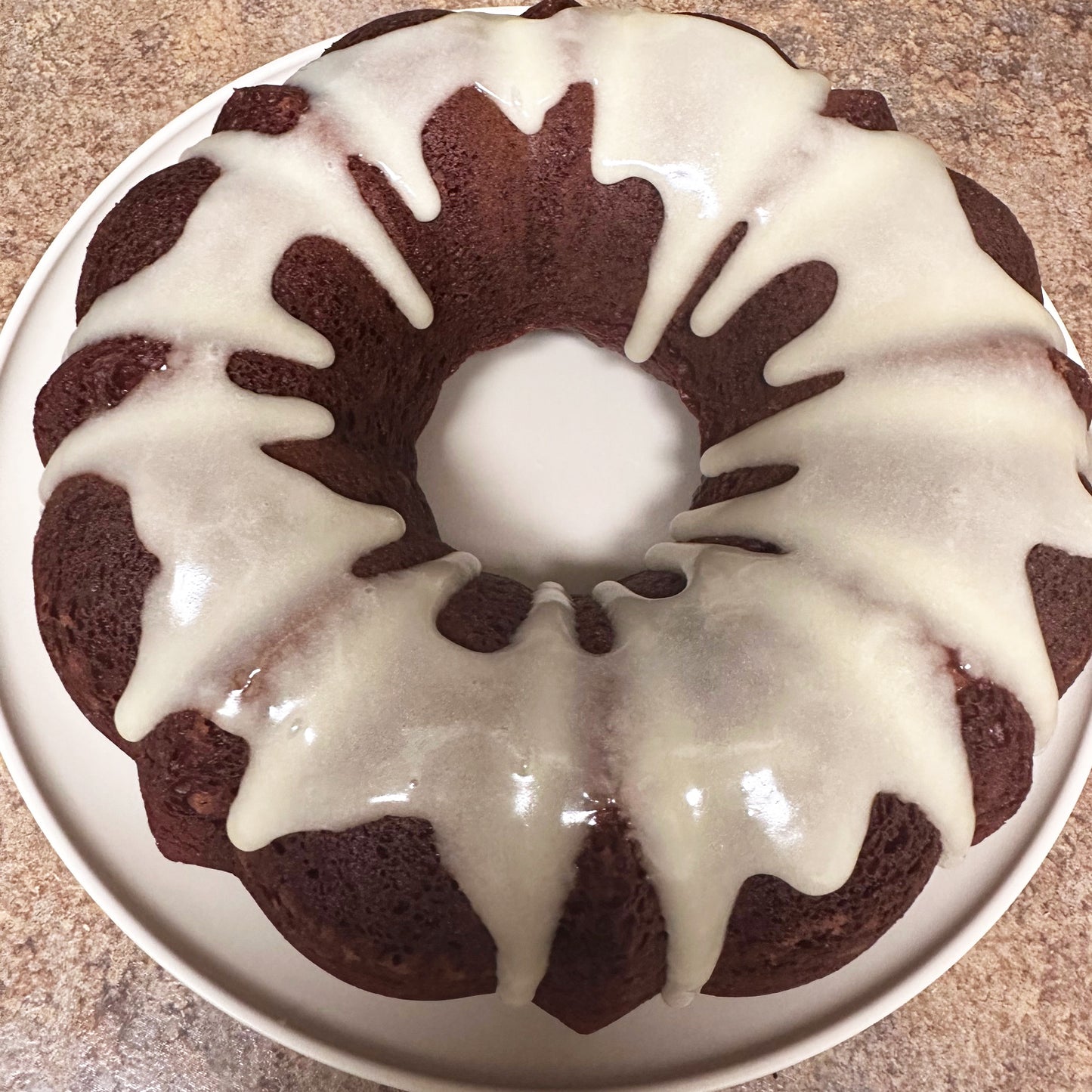 Bussin Bundt Cake, Traditional Mold
