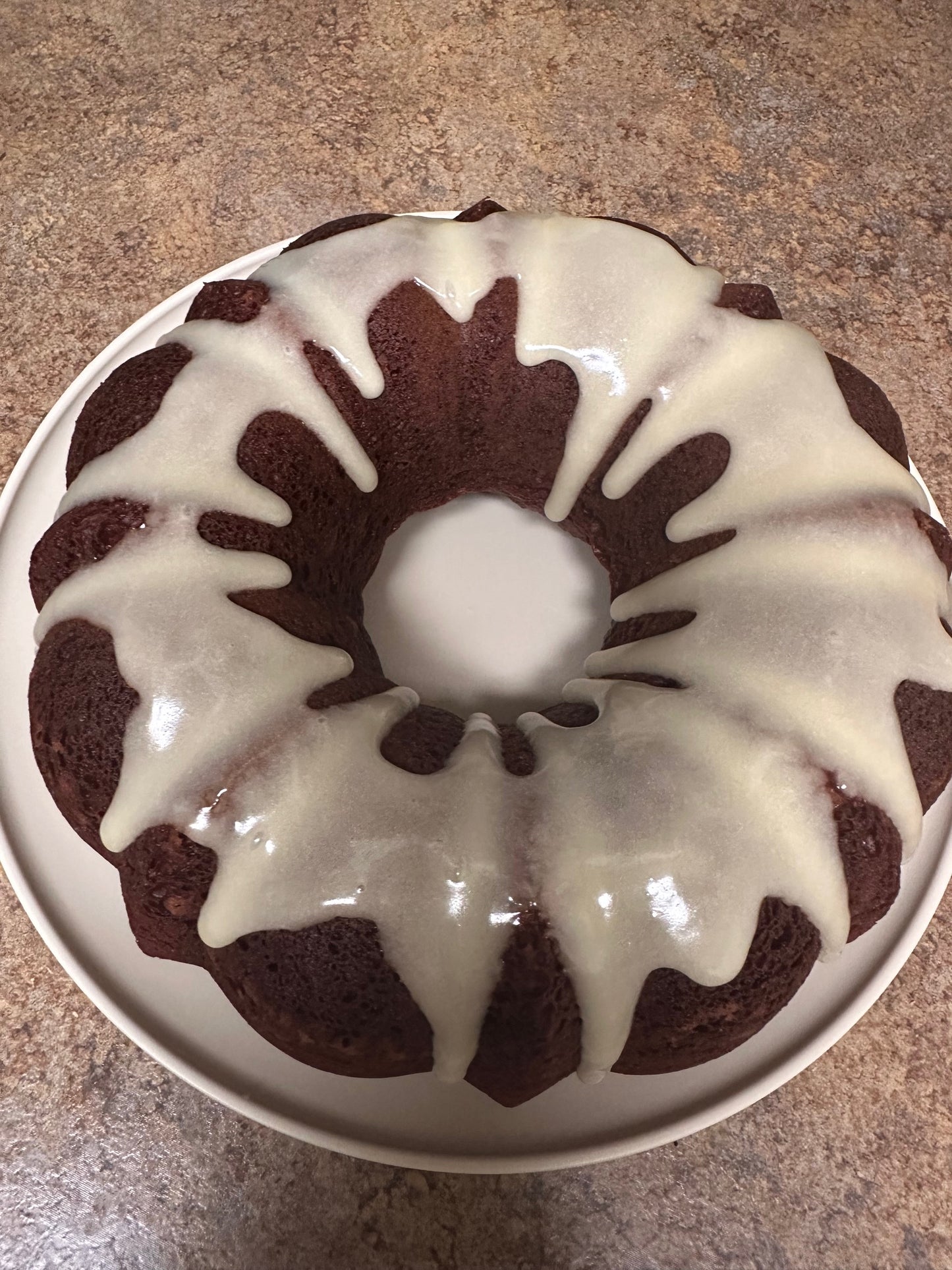 Bussin Bundt Cake, Traditional Mold