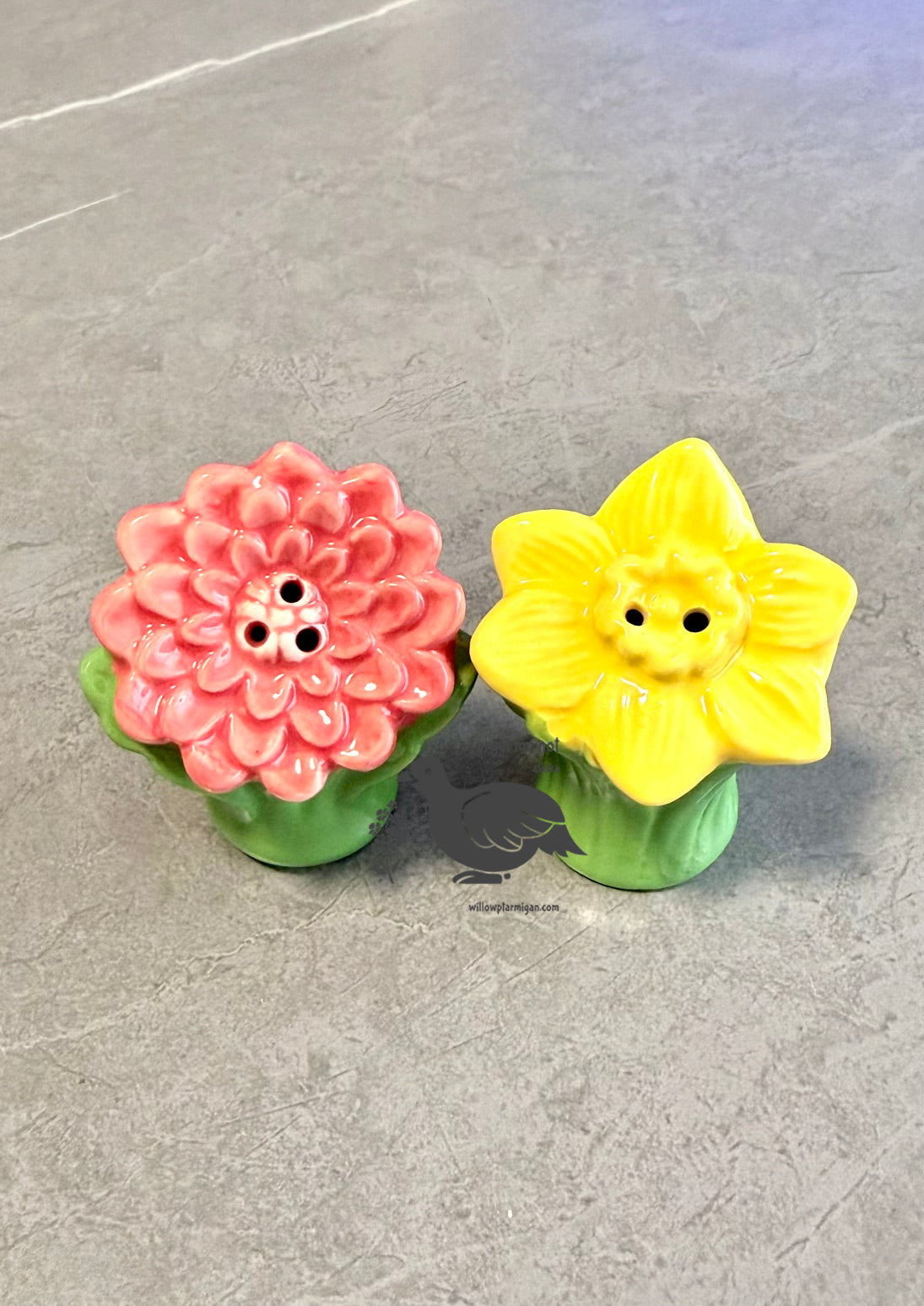 2pc Dahlia + Daffodil Salt & Pepper Shaker Set