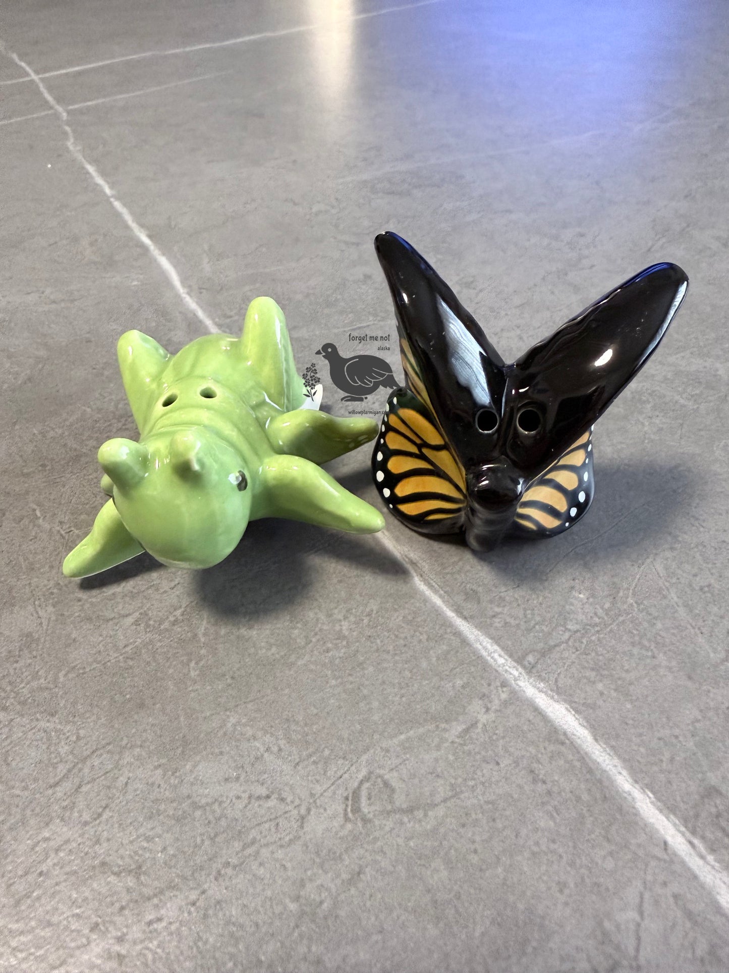 2pc Grasshopper + Butterfly Salt & Pepper Shaker Set