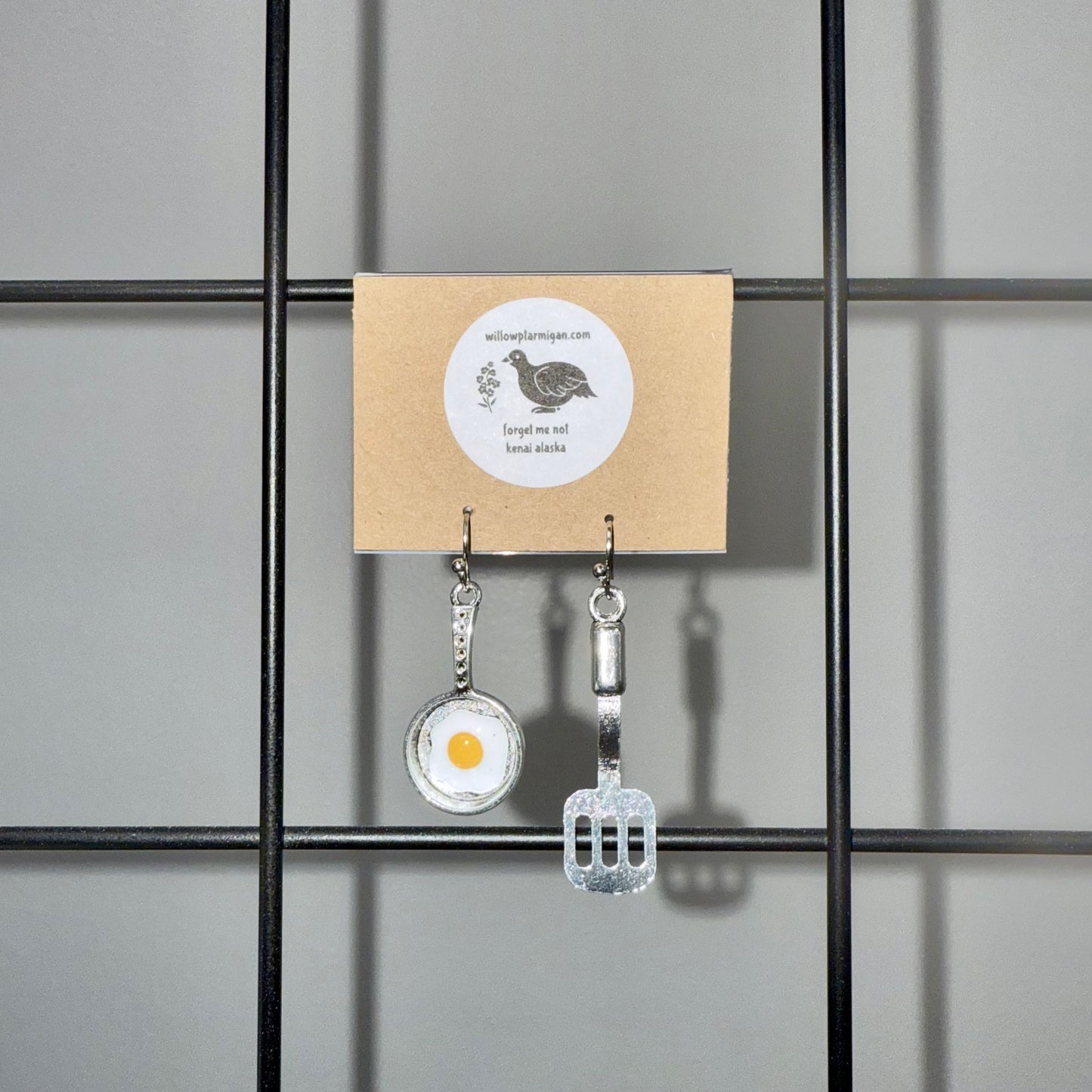 Fry 'Em Up Eggs Pan Spatula Dangle Earrings