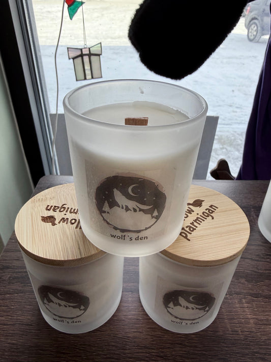 Alaska Wolf's Den Wood Wick Candle, 10oz Frosted Glass Jar